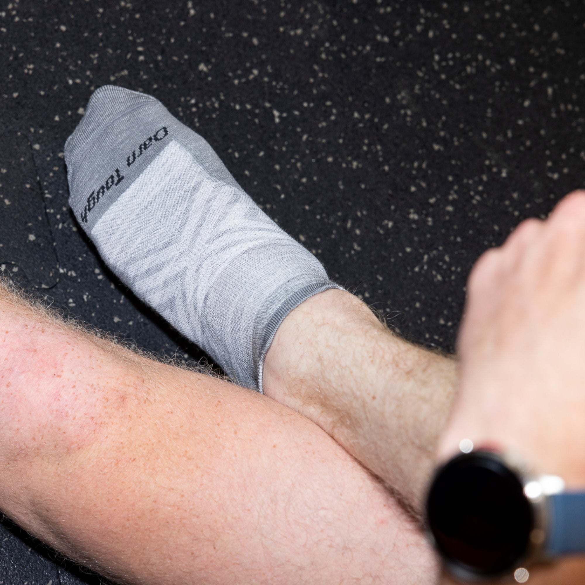 Men's Run No Show Tab Cushioned Ultra-Lightweight Running Socks - Image 3