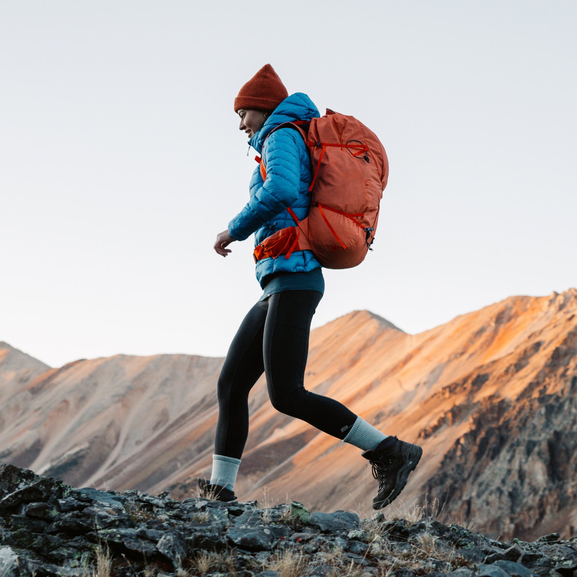 Women's Mountaineering Micro Crew Heavyweight Hiking Socks - Image 6